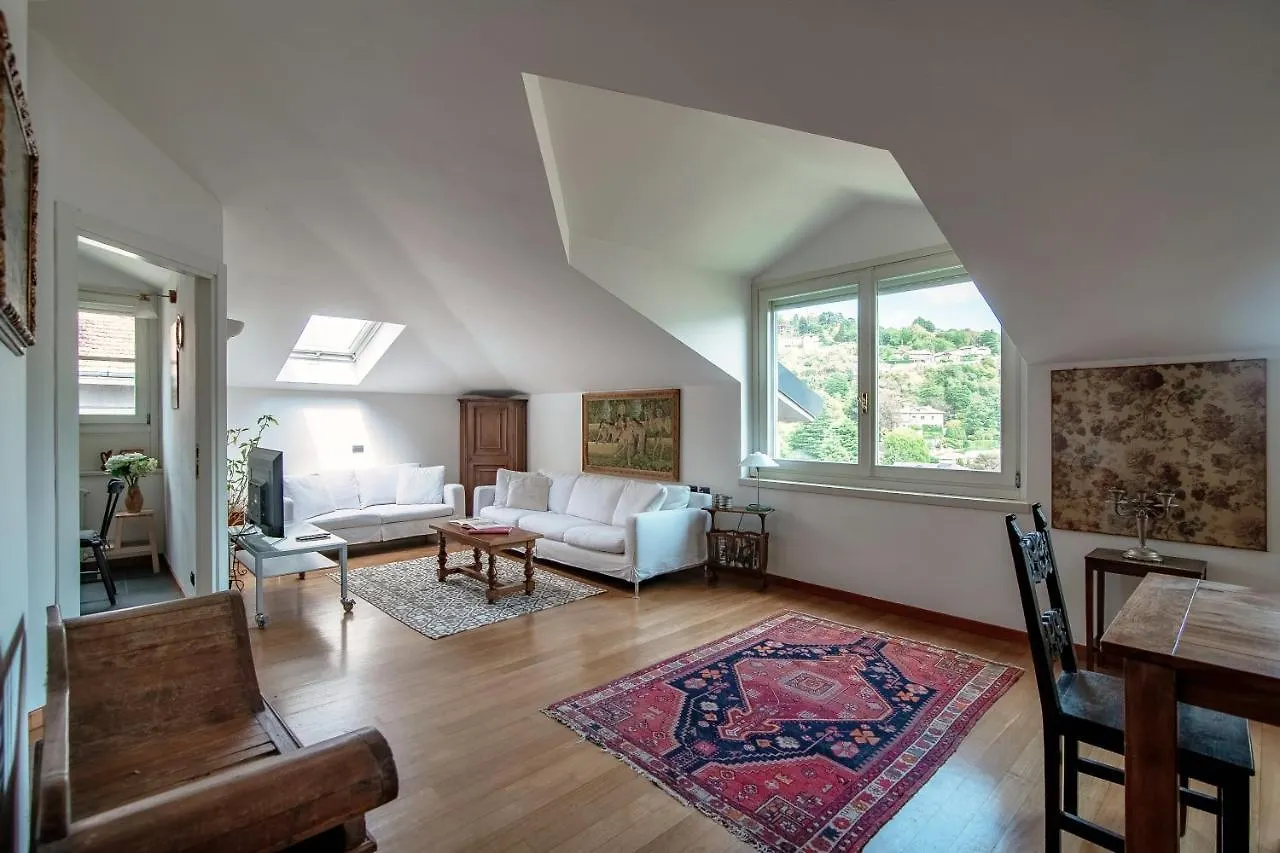 Apartment I D'A Charming Penthouse - Lake View- Como- House-130 Mt-2 Double Bedrooms And 2 Double Bathrooms A Spacious Living Room-Full Equipped Kitchen-Private Garden And Terrace-Private Covered Parking Italy